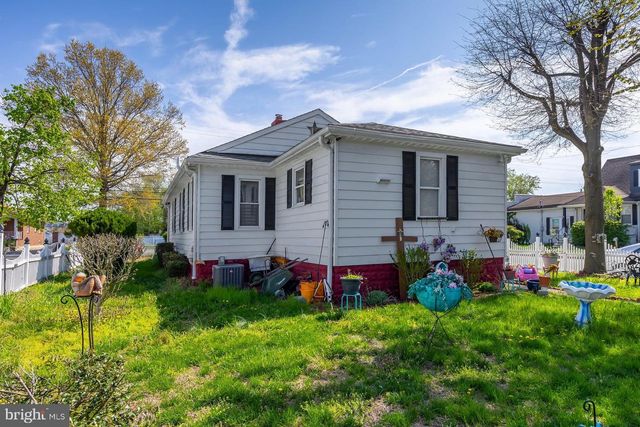 202 E MAIN ST, Penns Grove, NJ 08069