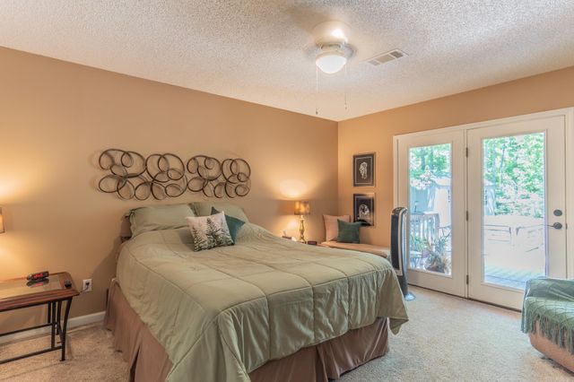 18 Burgos Lane, Hot Springs Village, AR 71909