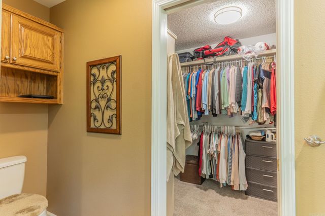 18 Burgos Lane, Hot Springs Village, AR 71909