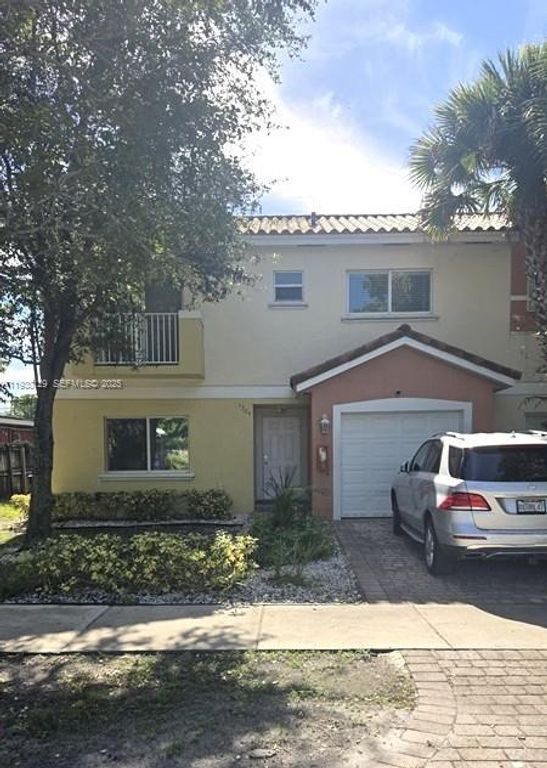 1304 NW 3rd St 0, Fort Lauderdale, FL 33311