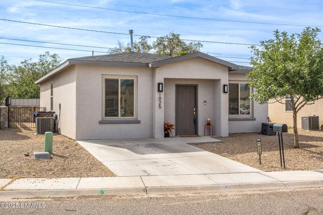 1025 Chitamacha Road, Las Cruces, NM 88007