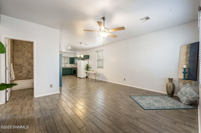 1025 Chitamacha Road, Las Cruces, NM 88007