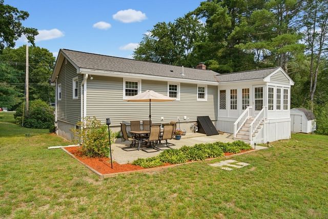 41 Castlewood Dr, Billerica, MA 01821