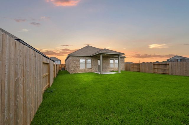 3510 Atlas Point Lane, Angleton, TX 77515