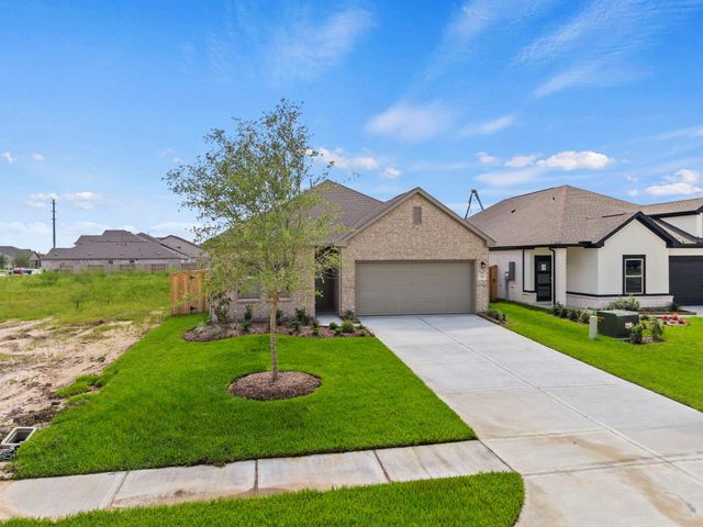 3510 Atlas Point Lane, Angleton, TX 77515