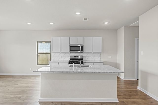 3510 Atlas Point Lane, Angleton, TX 77515
