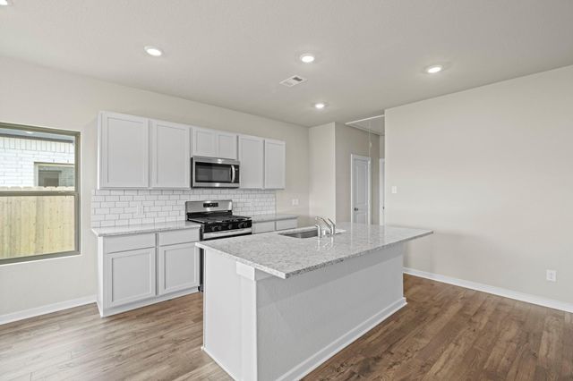 3510 Atlas Point Lane, Angleton, TX 77515