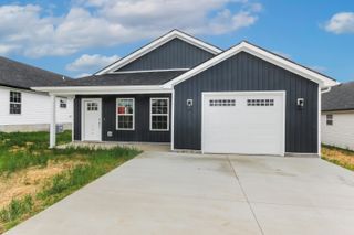194 Charles Carr Drive, Harrodsburg, KY 40330