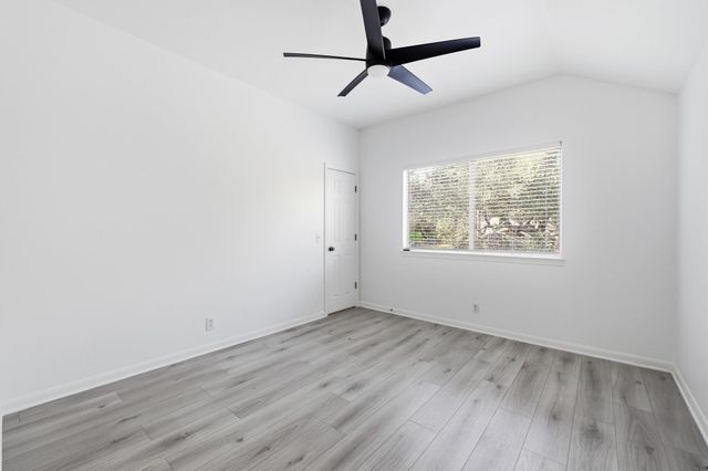 22407 Briarcliff DR, Spicewood, TX 78669