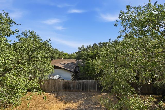 22407 Briarcliff DR, Spicewood, TX 78669