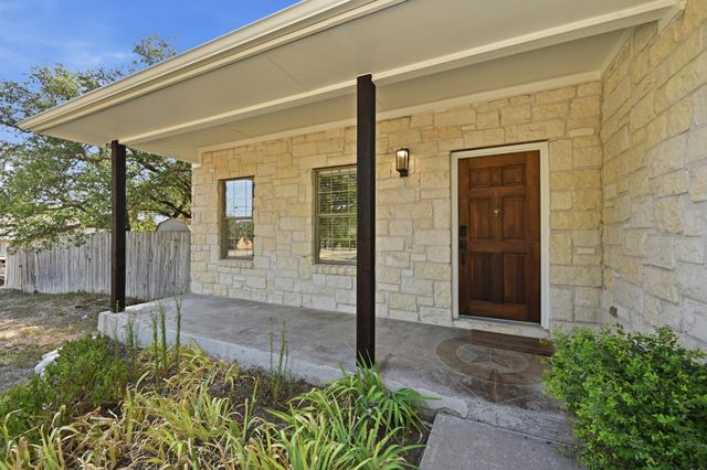 22407 Briarcliff DR, Spicewood, TX 78669