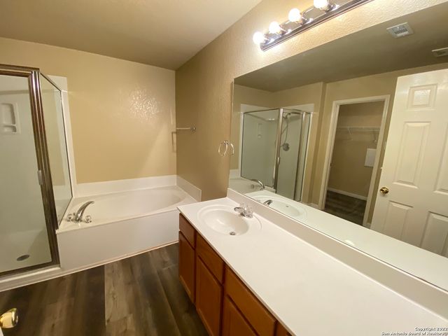 7818 LIBERTY IS, San Antonio, TX 78227