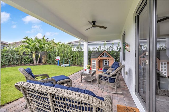 14606 SW 22nd Ter, Miami, FL 33175