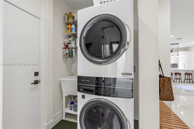 14606 SW 22nd Ter, Miami, FL 33175