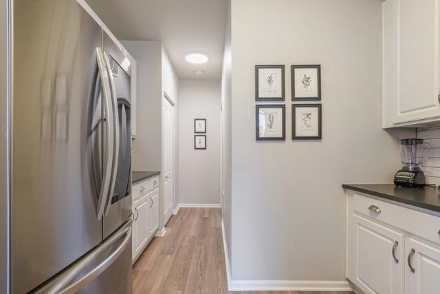 2562 GOLF RIDGE Circle 2562, Naperville, IL 60563