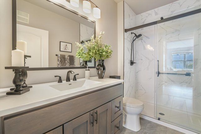 2562 GOLF RIDGE Circle 2562, Naperville, IL 60563