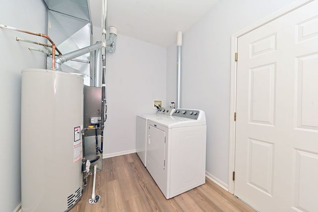 2562 GOLF RIDGE Circle 2562, Naperville, IL 60563