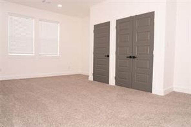 2227 Spyglass Dr, Navasota, TX 77868