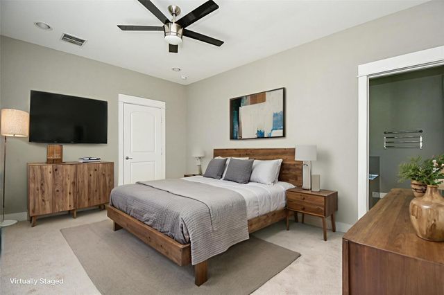 955 W 24th Street D, Houston, TX 77008