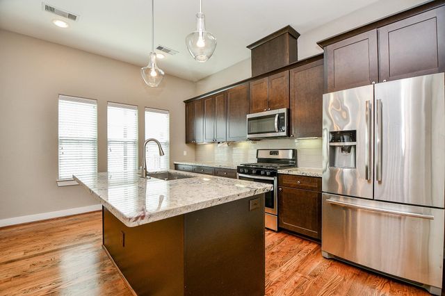 955 W 24th Street D, Houston, TX 77008