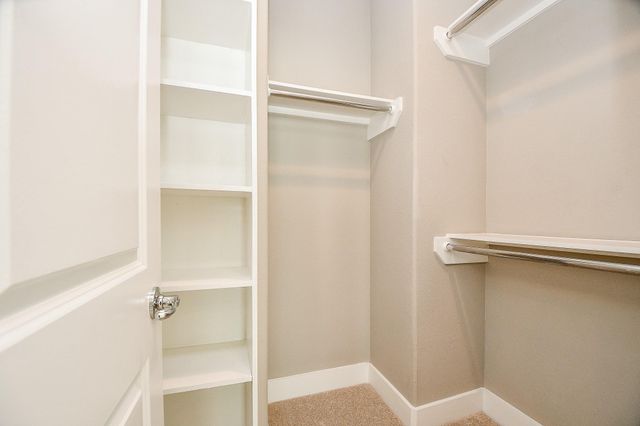 955 W 24th Street D, Houston, TX 77008