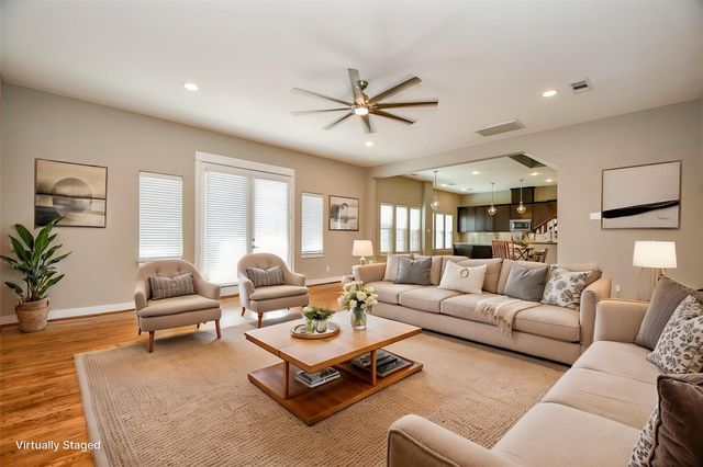 955 W 24th Street D, Houston, TX 77008