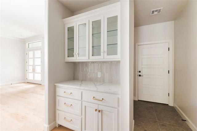 6517 Mystic Valley Drive, Edmond, OK 73034