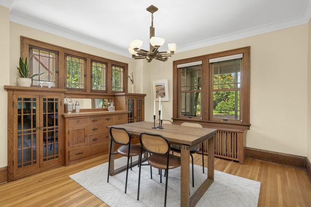 3015 E Minnehaha Parkway, Minneapolis, MN 55417