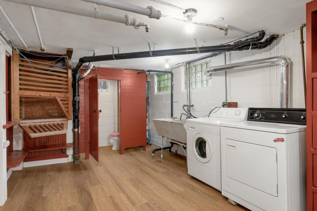 3015 E Minnehaha Parkway, Minneapolis, MN 55417