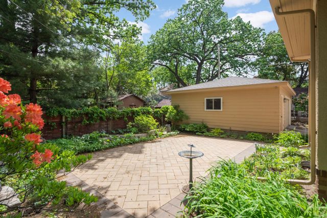 3015 E Minnehaha Parkway, Minneapolis, MN 55417