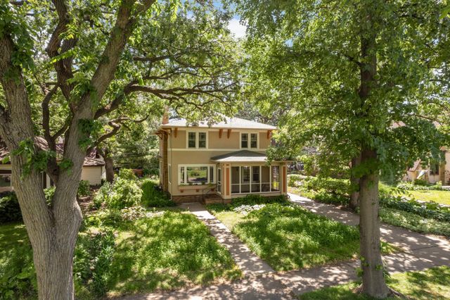 3015 E Minnehaha Parkway, Minneapolis, MN 55417