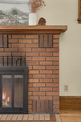 3015 E Minnehaha Parkway, Minneapolis, MN 55417