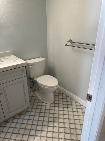 516 Westchester, Fullerton, CA 92835
