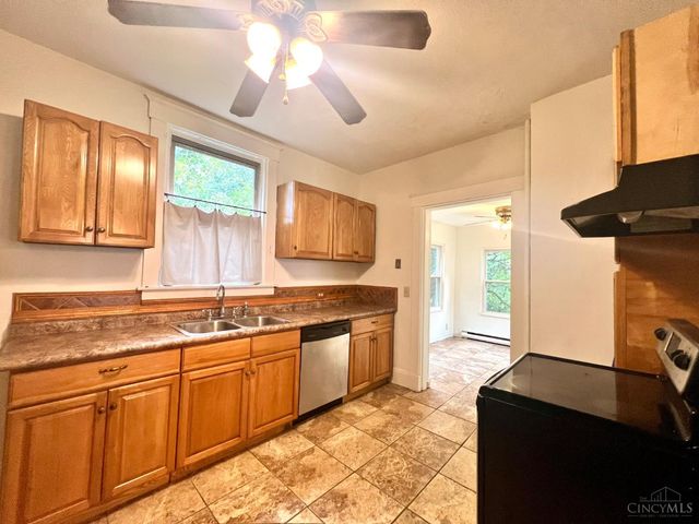 6372 Savannah Avenue, Cincinnati, OH 45224