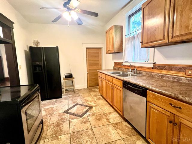 6372 Savannah Avenue, Cincinnati, OH 45224