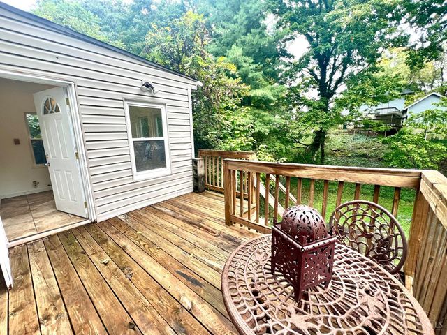 6372 Savannah Avenue, Cincinnati, OH 45224
