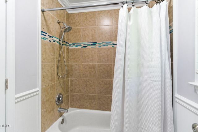 186 Windsor Drive, Graham, NC 27253