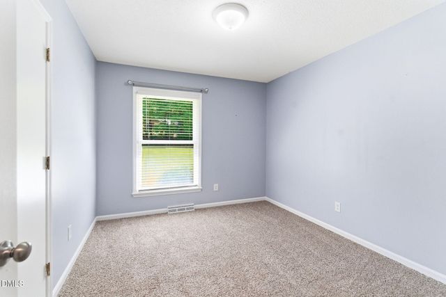 186 Windsor Drive, Graham, NC 27253
