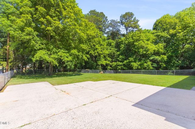 186 Windsor Drive, Graham, NC 27253