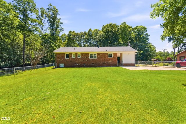 186 Windsor Drive, Graham, NC 27253