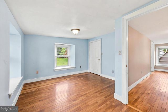 1255 VALLEY RD, Coatesville, PA 19320