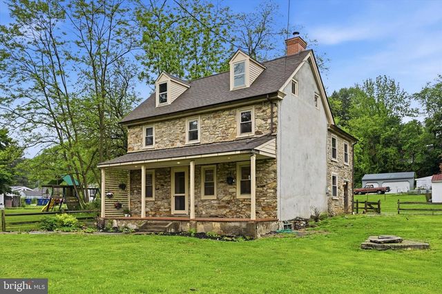 1255 VALLEY RD, Coatesville, PA 19320