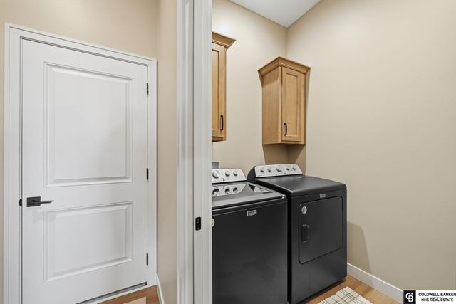 10614 Majestic Lane, Lincoln, NE 68527