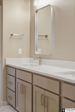 10614 Majestic Lane, Lincoln, NE 68527