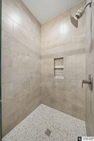 10614 Majestic Lane, Lincoln, NE 68527