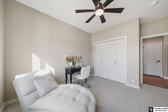 10614 Majestic Lane, Lincoln, NE 68527