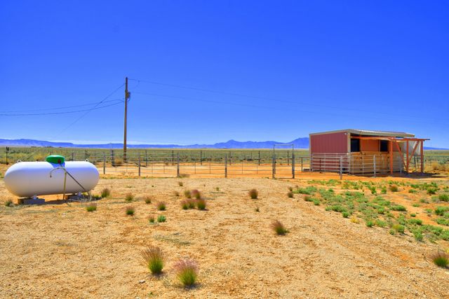 22 Recato Loop, Belen, NM 87002