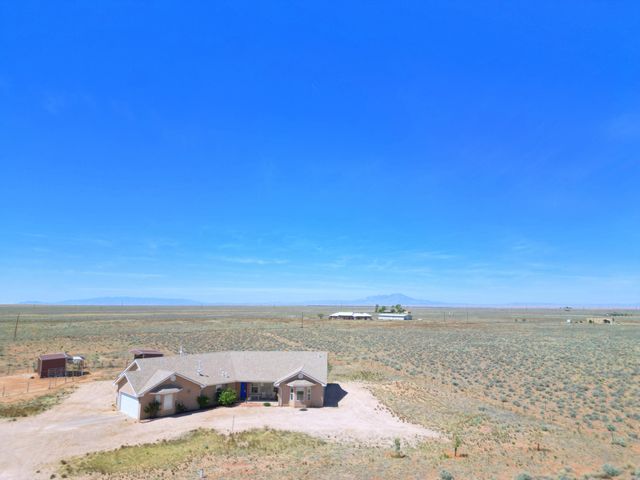 22 Recato Loop, Belen, NM 87002