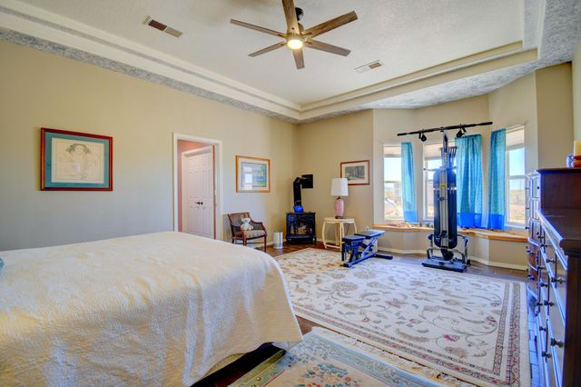 22 Recato Loop, Belen, NM 87002