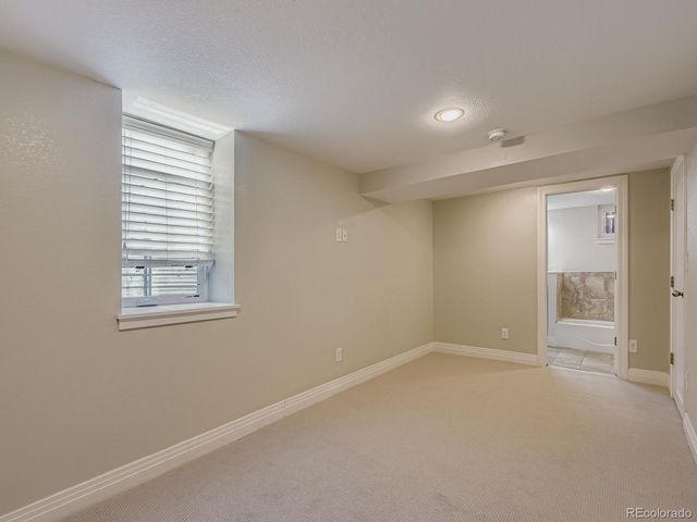 3334 W 37th Avenue, Denver, CO 80211